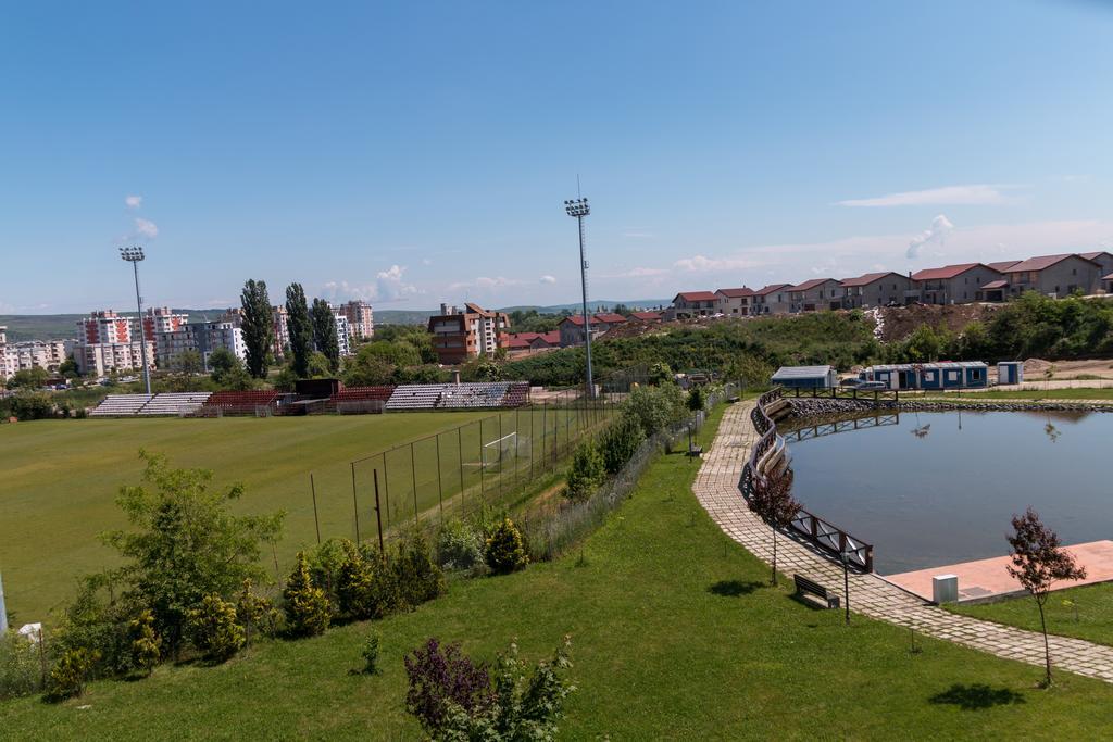 Adrianapartments Viva Клуж-Напока Екстериор снимка